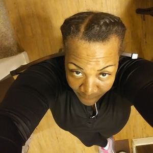 Meet your Posher, Pamela